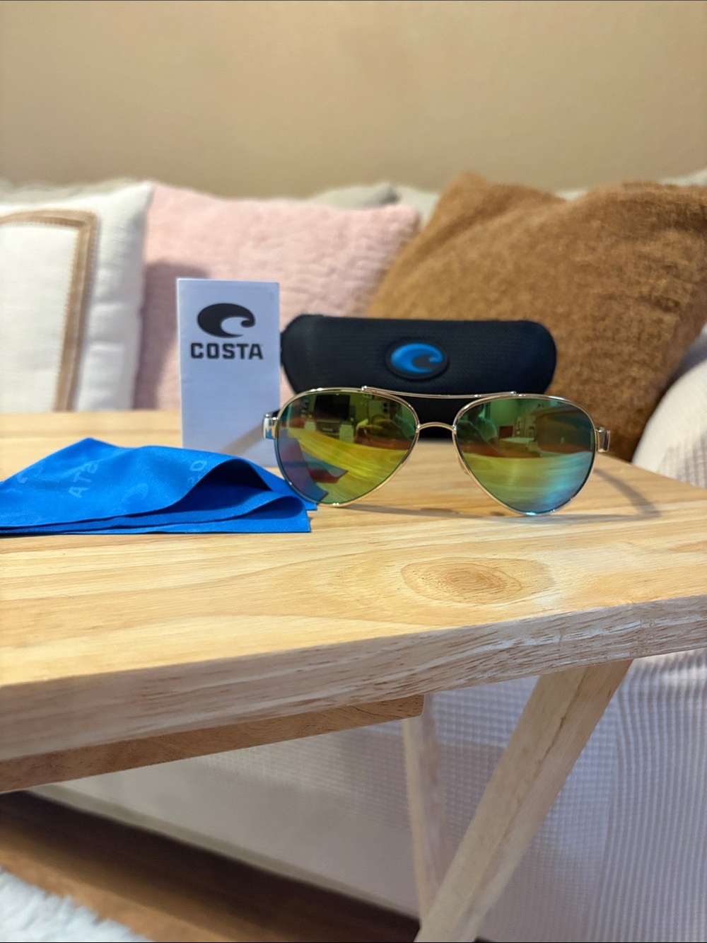 Costa Lorento Women’s Green Polarized Aviator Sunglasses with Gold Frame